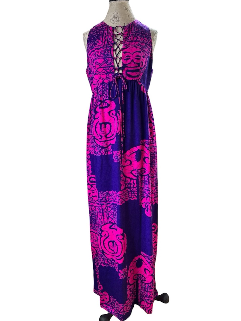JcPenny’s Hawaii 1970’s barkcloth dopamine psychedelic sleeveless maxi dress Med